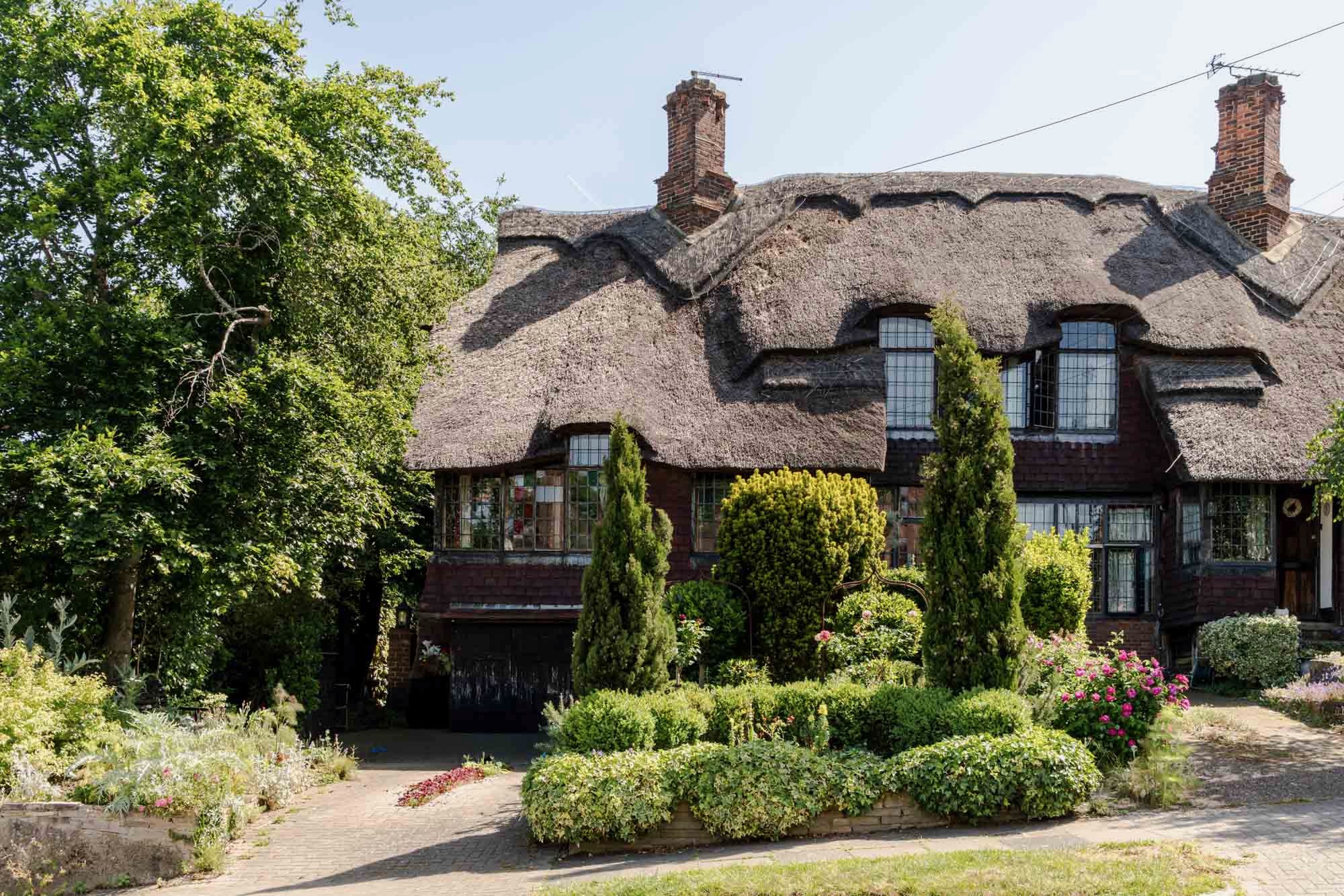 Thatched Fairytale Home | Buck Lane | Kingsbury | London | NW9