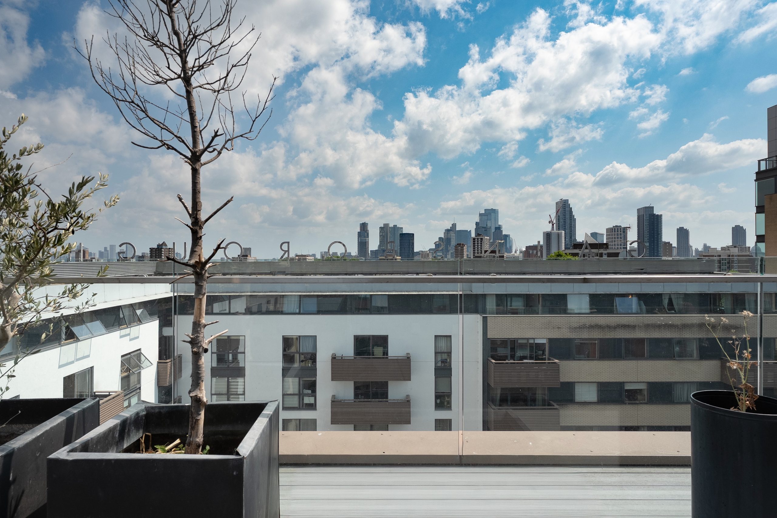 Penthouse in a former film studio | Gainsborough Studios | Poole Street | London | N1